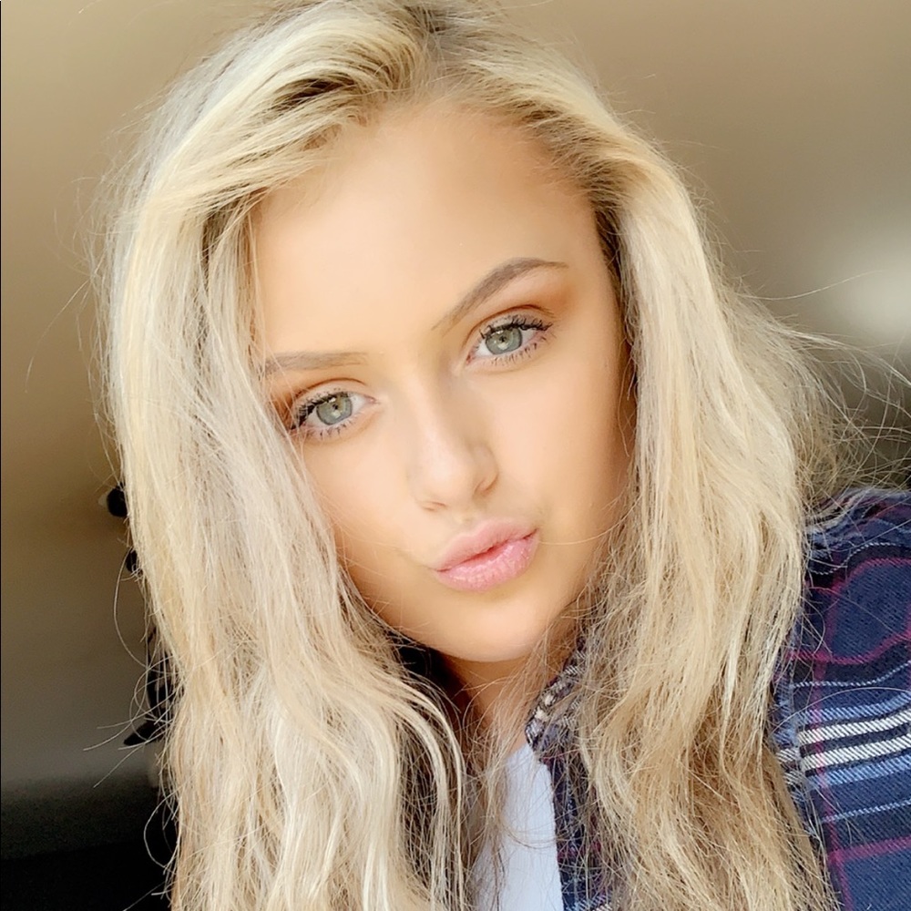 Meet your Posher, Lyndsey